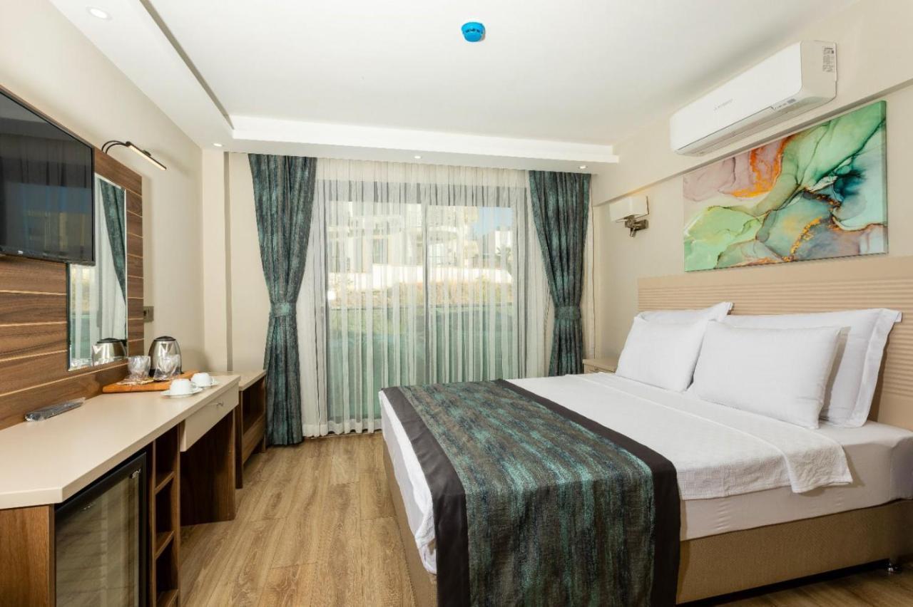 Guelluek Yali Boutique Otel Bagian luar foto
