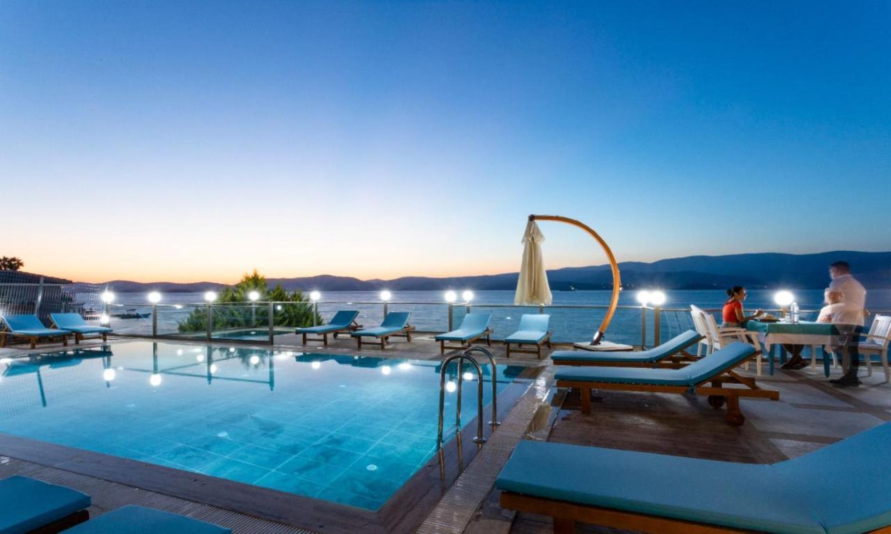 Guelluek Yali Boutique Otel Bagian luar foto