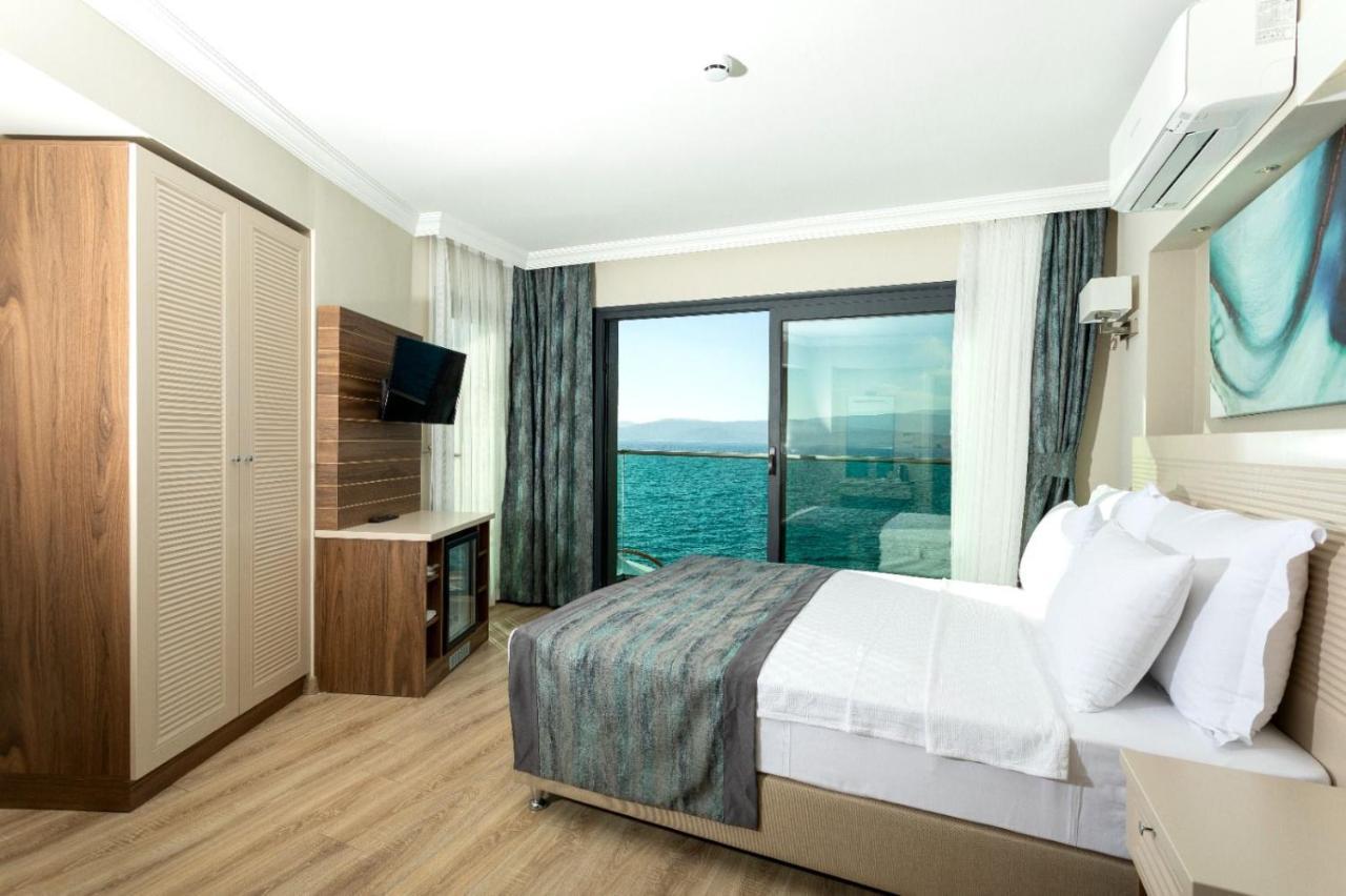Guelluek Yali Boutique Otel Bagian luar foto